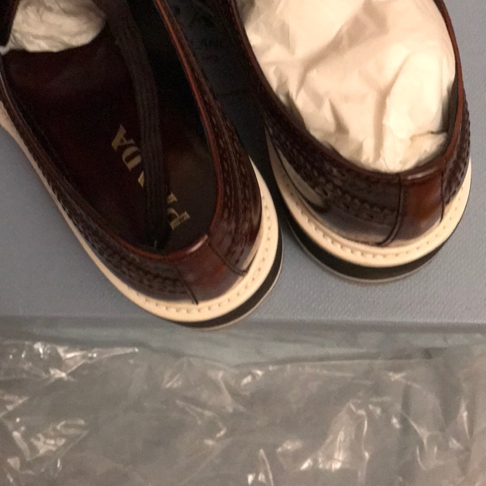 Prada Shoes - Picture 3 of 8